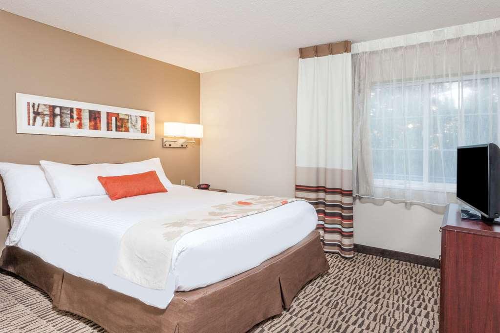 Mainstay Suites Detroit Оберн-Гіллс Номер фото
